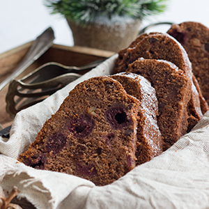 Glühwein-Kirsch-Gugelhupf