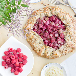 Himbeer-Rhabarber-Galette