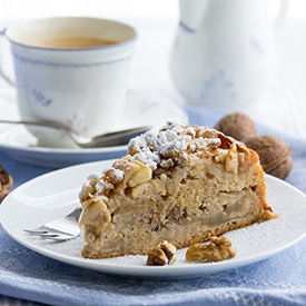 Rührkuchen mit Äpfeln & Walnüssen