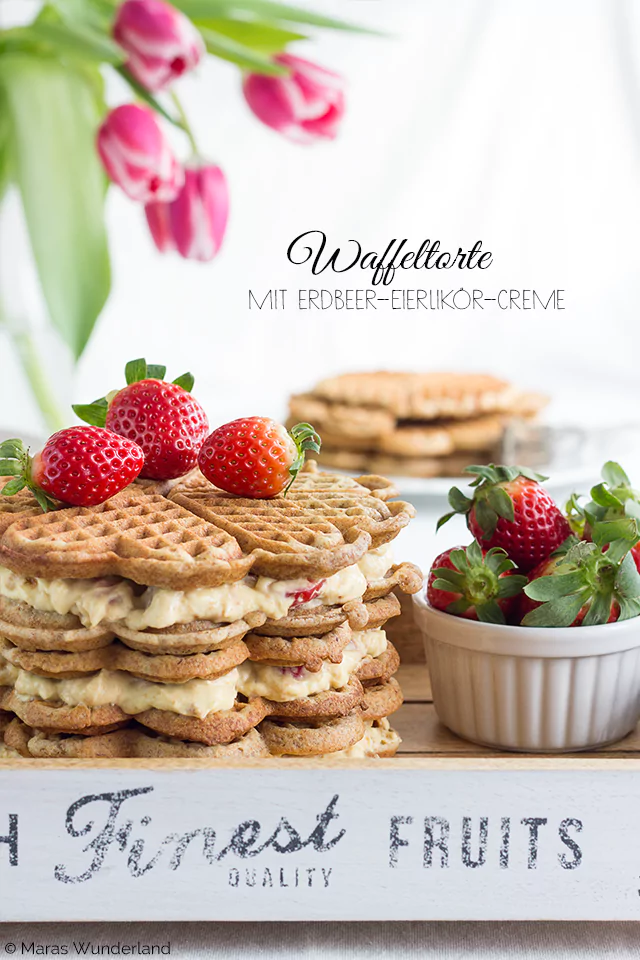 Erdbeer-Eierlikör-Waffeltorte