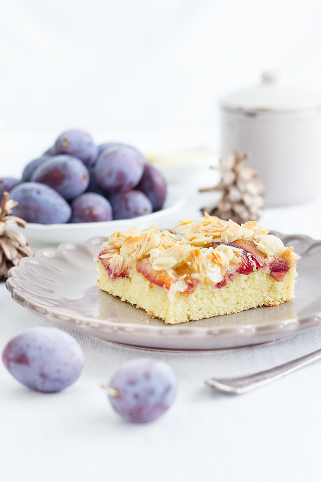 Zwetschgen-Mandel-Blechkuchen