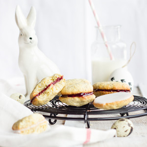 Osterkekse: Mohn-Whoopies