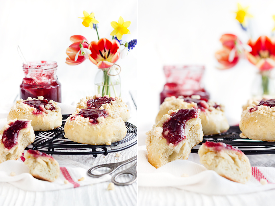 Marmeladen-Käsekuchen-Hefetaler