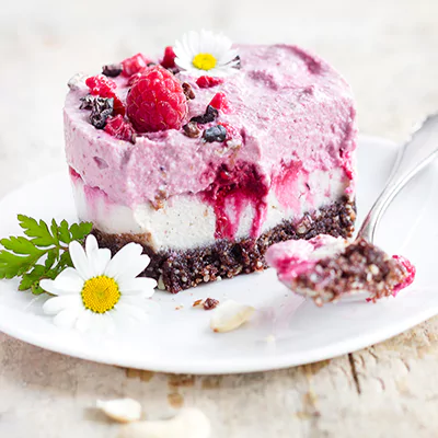 Raw Raspberry Cheesecake