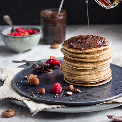 Gesunde Chai-Haselnuss-Pancakes