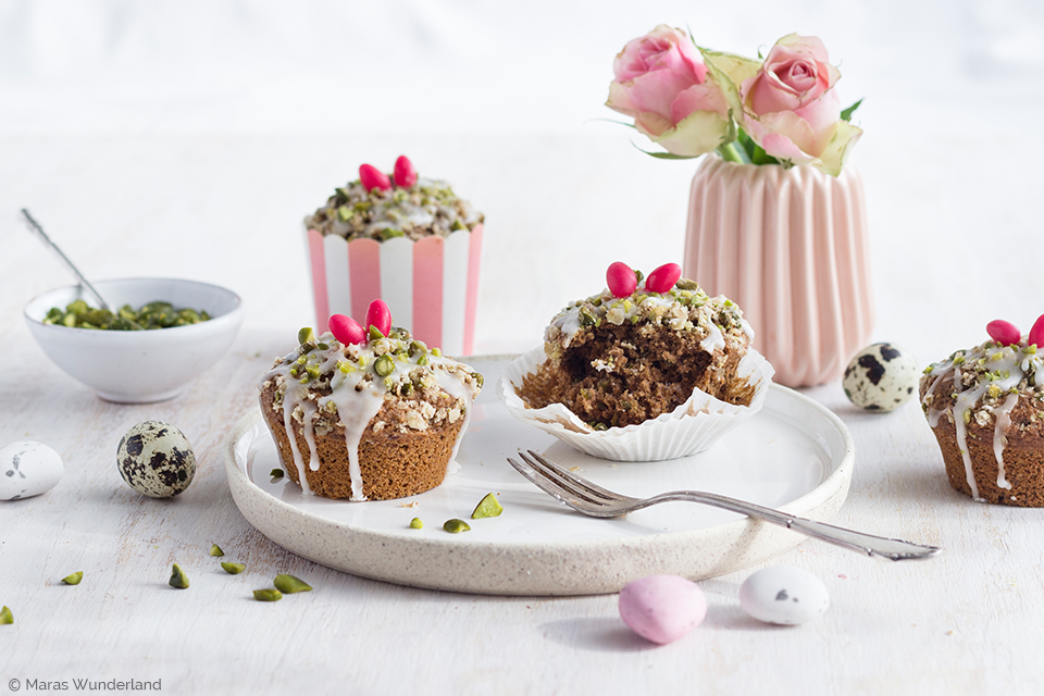 Gesunde Ostermuffins mit Pistazien