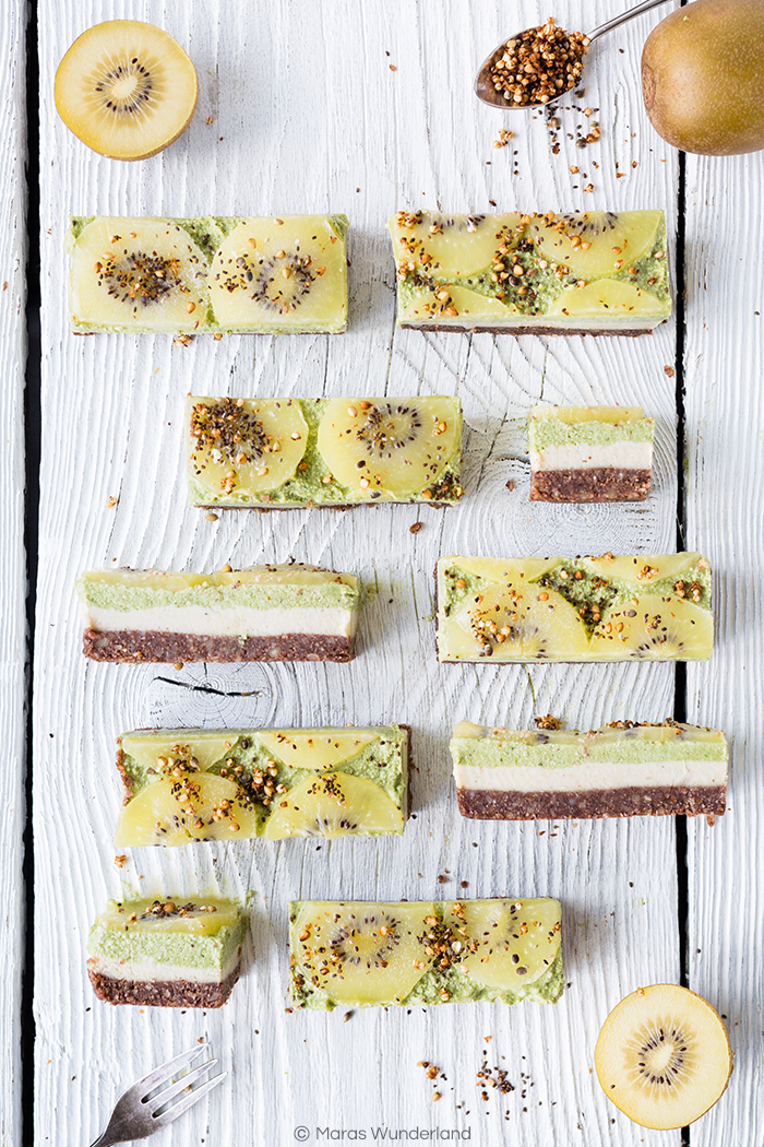 Healthy Raw Kiwi Cheesecake • from Maras Wunderland