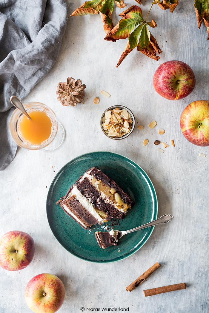 Apfel-Schokoladentorte mit Skyr-Creme