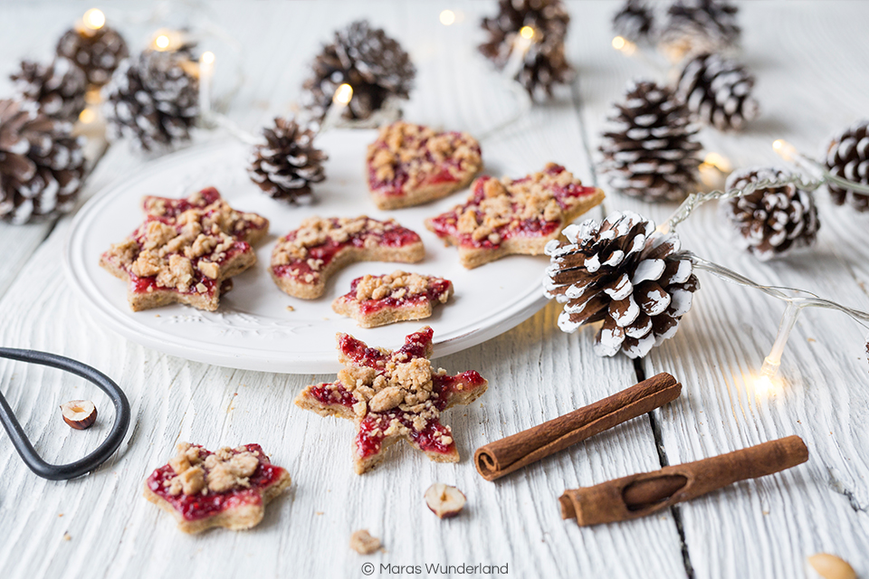 {Werbung} Rezept für leckerste Chai-Streusel-Plätzchen mit Marmelade. • Maras Wunderland #weihnachtsplätzchen #plätzchen #ausstechplätzchen #christmascookies #maraswunderland