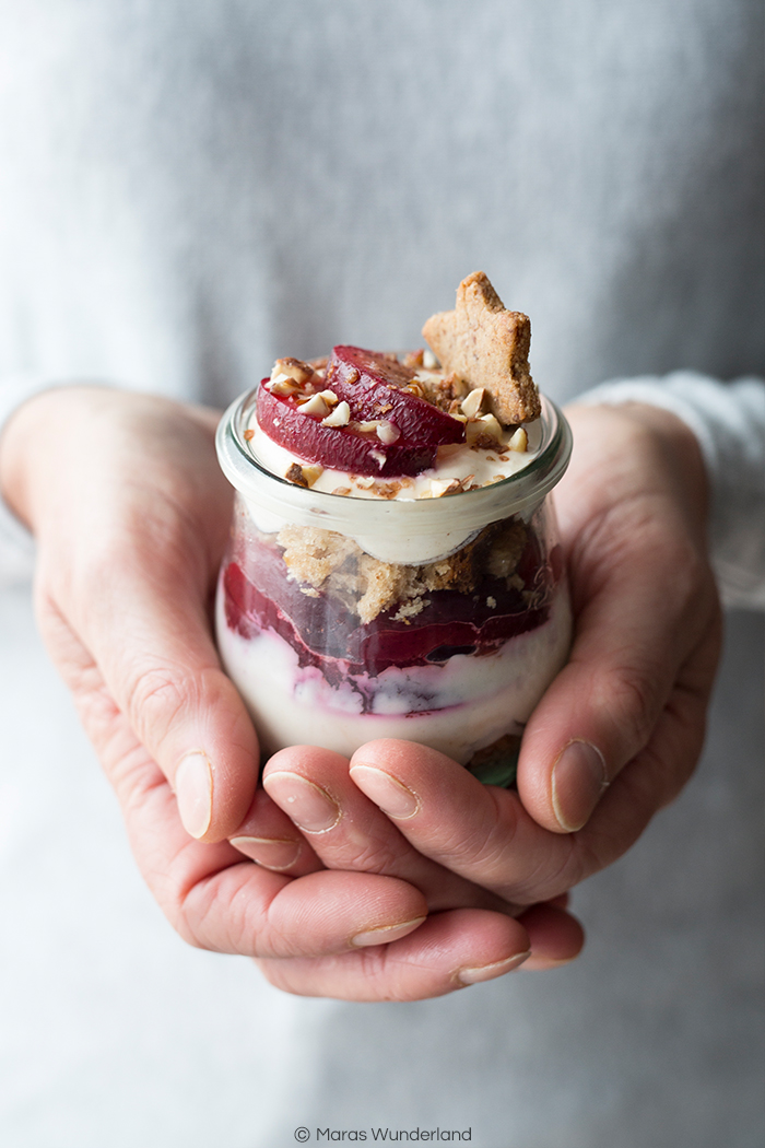 Pflaumen-Stollen-Dessert mit Espressocreme