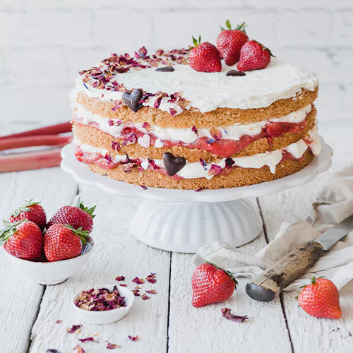 Gesündere Erdbeer-Rhabarbertorte