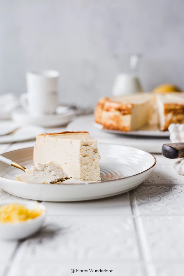 Lower Carb & gesünderer Käsekuchen ohne Boden. Ein schnelles und einfaches Rezept für jeden Anlass. Für Groß und Klein. Der schmeckt jedem. • Maras Wunderland #maraswunderland #cheesecake #käsekuchen #kuchenrezept #schnellerkuchen #einfacherkuchen #käsekuchenohneboden