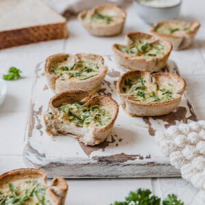 Omelett-Muffins im Toast