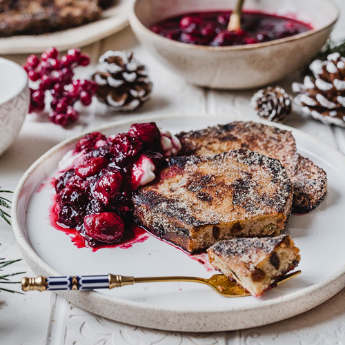 Arme Stollen Ritter mit Kirschen