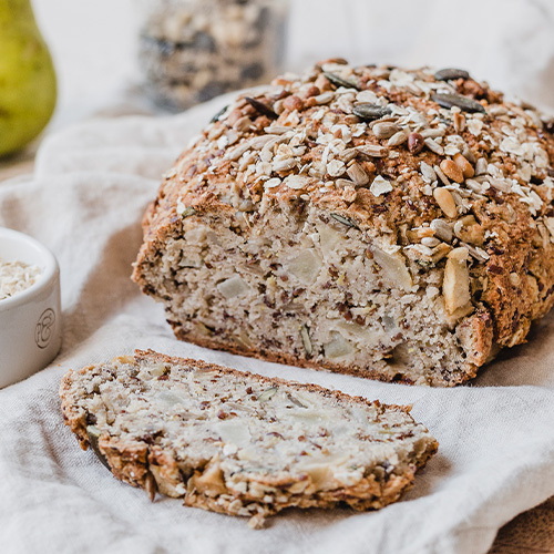 Glutenfreies, veganes Birnenbrot