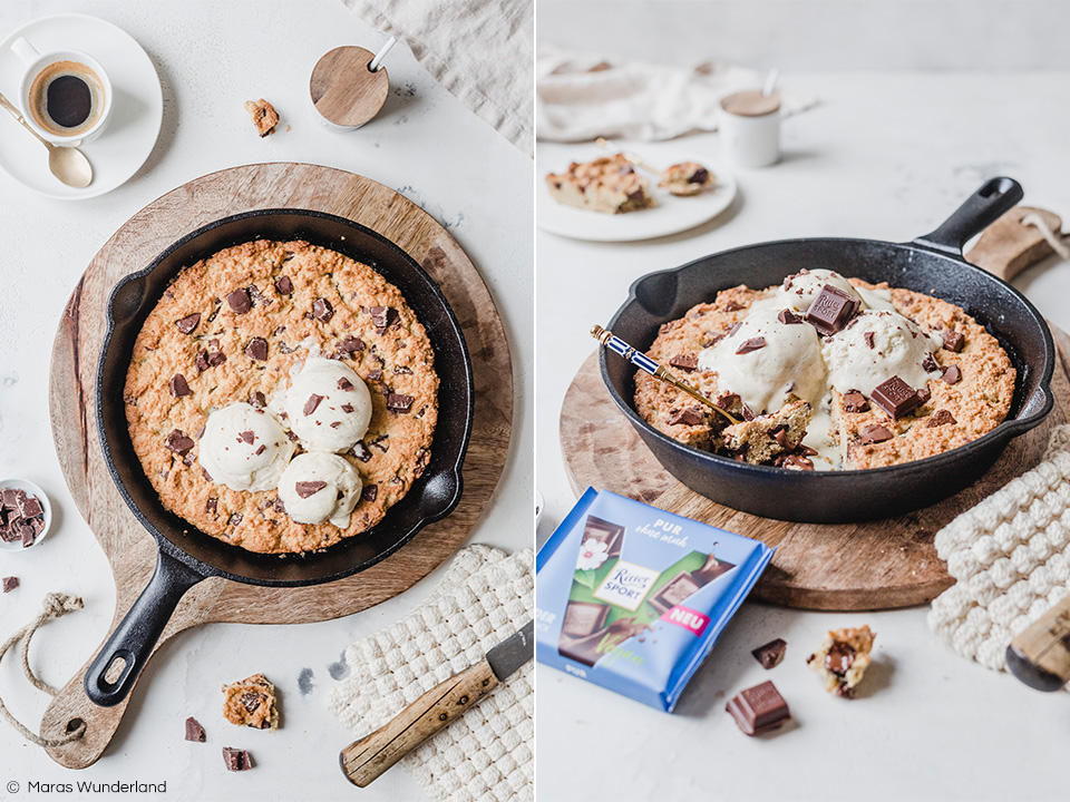 Veganer Chocolate Chip Skillet Cookie. Schnell & einfach gemacht, kalt und warm ein Genuss und perfekt mit Vanilleeis. • Maras Wunderland