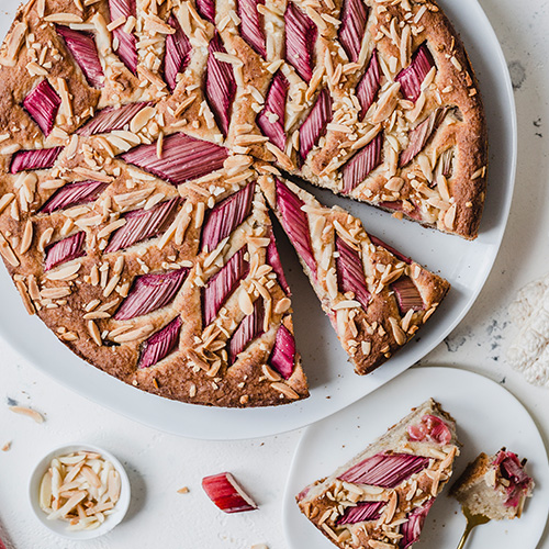 Veganer Rhabarber-Bananenkuchen