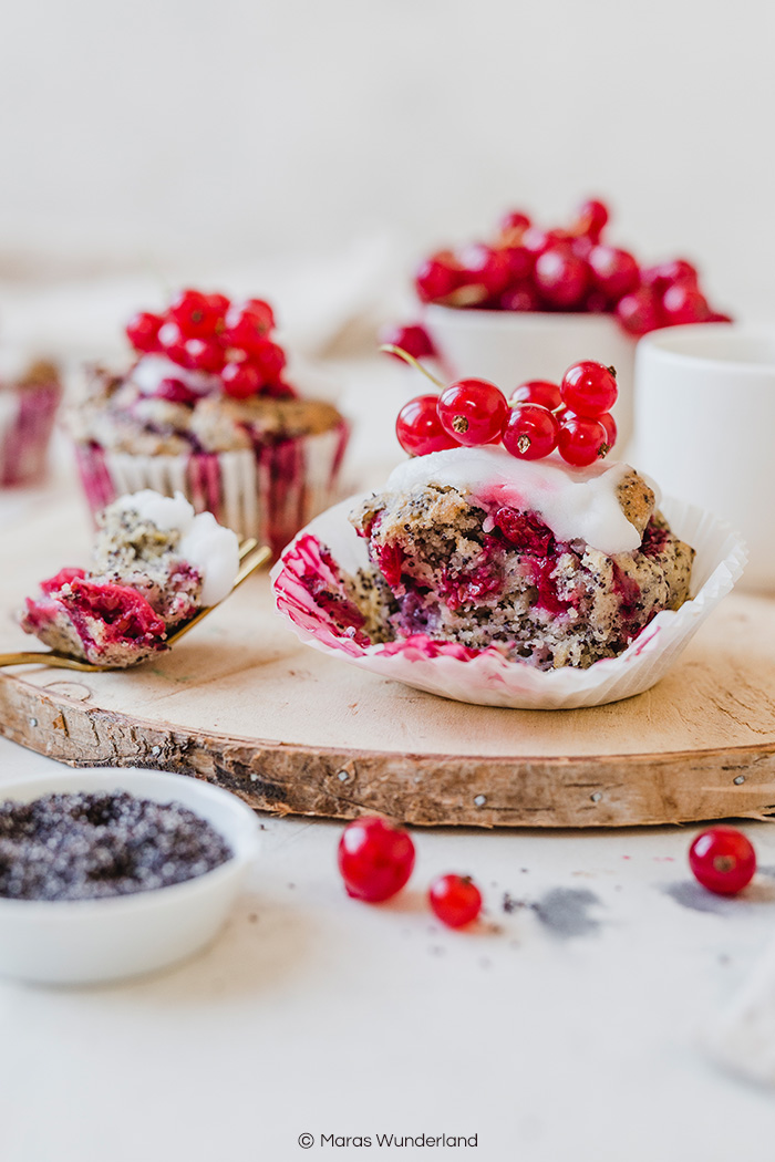 Vegane Johannisbeermuffins mit Zitrone. Schnell gemacht, gesünder und super saftig. • Maras Wunderland