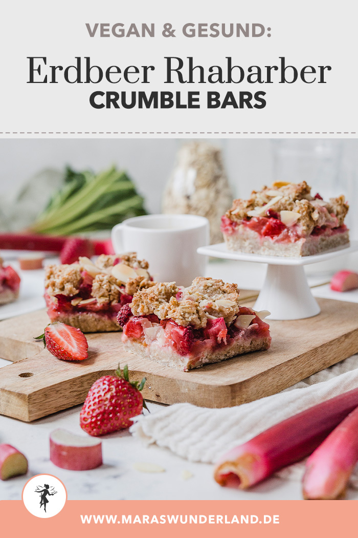 Vegane Erdbeer Rhabarber Crumble Bars. Gesunde Schnitten vom Blech. • Maras Wunderland